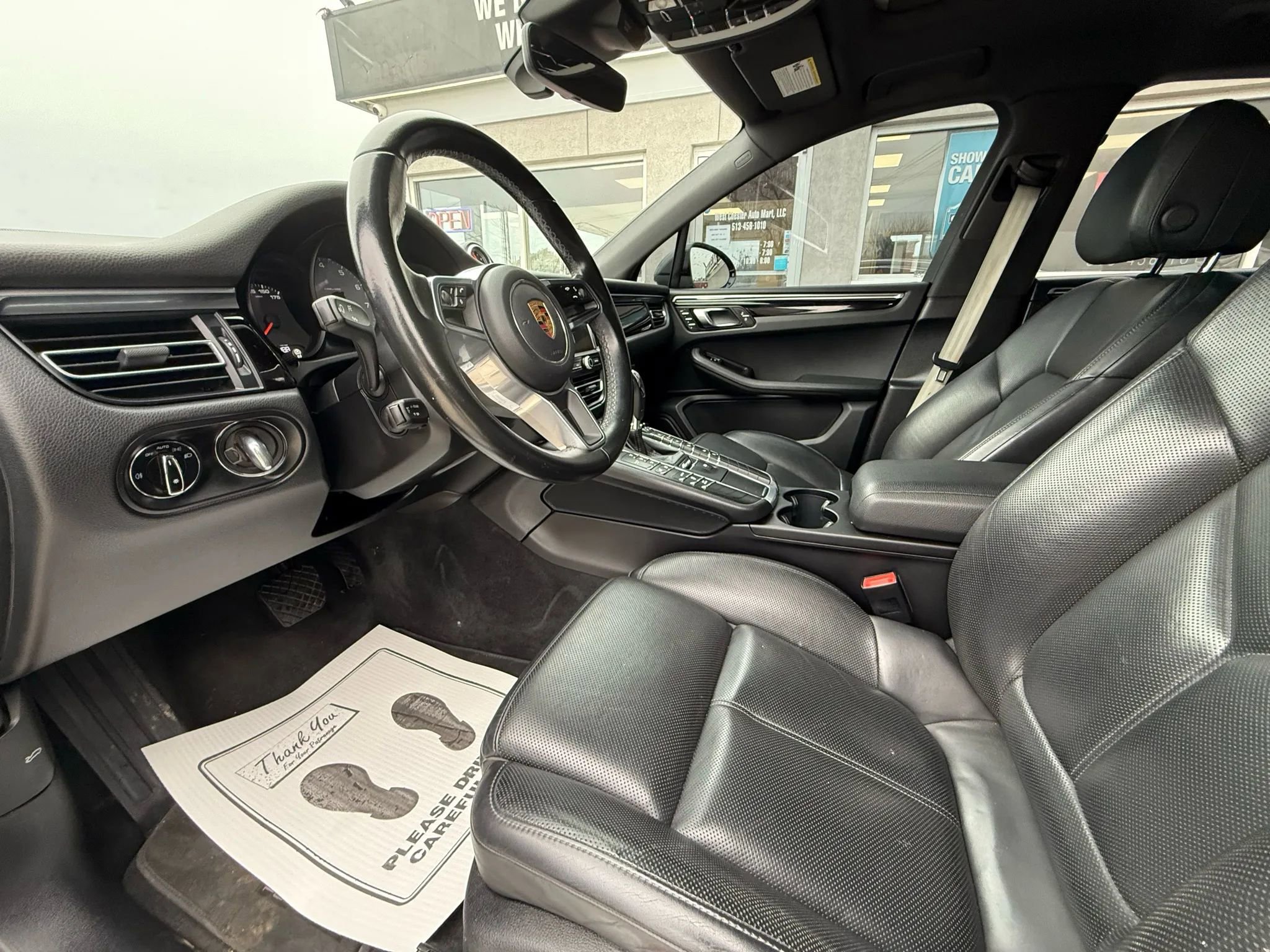 Used 2021 Porsche Macan S w/ Premium Package Plus image 9