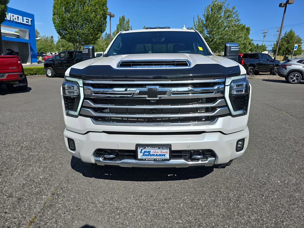 Certified 2025 Chevrolet Silverado 3500 High Country w/ Technology Package image 9