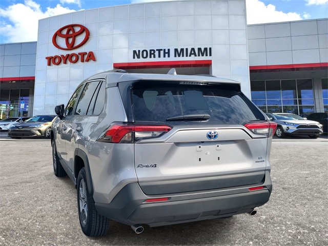 Used 2024 Toyota RAV4 LE image 3