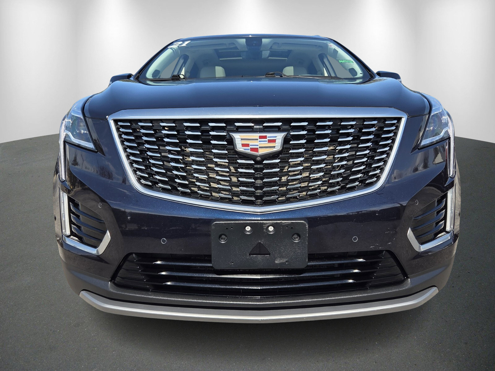 Used 2021 Cadillac XT5 Premium Luxury image 2