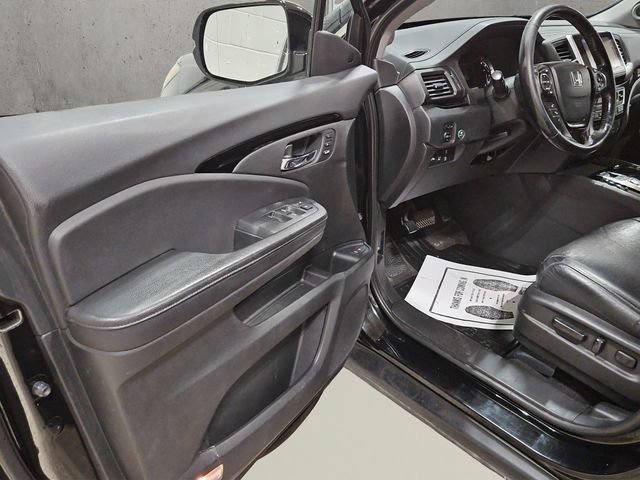 Used 2016 Honda Pilot Elite image 12