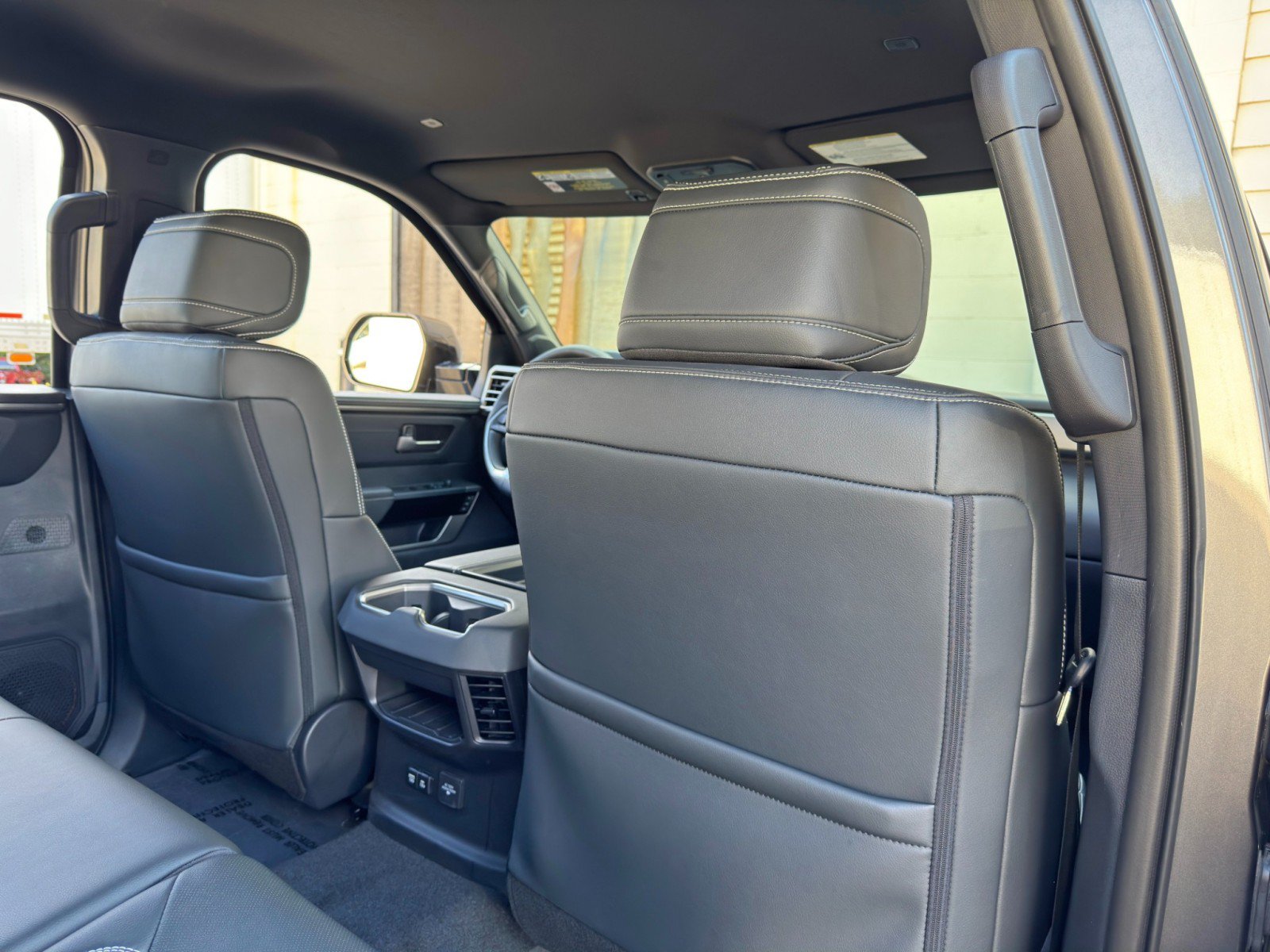 Used 2026 Toyota Tundra Limited AWD/4WD image 38