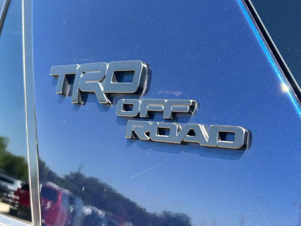 Used 2019 Toyota 4Runner TRD Off-Road Premium AWD/4WD image 16