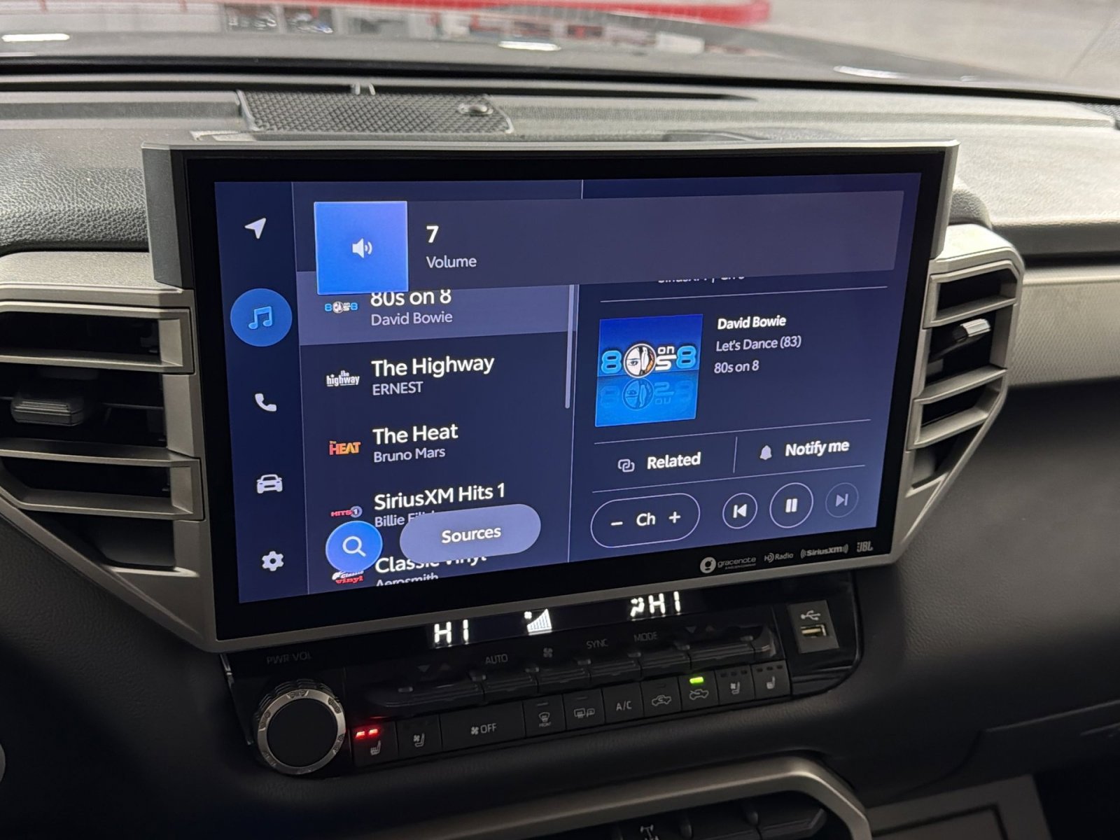 Used 2022 Toyota Tundra Limited w/ TRD Off-Road Package image 18