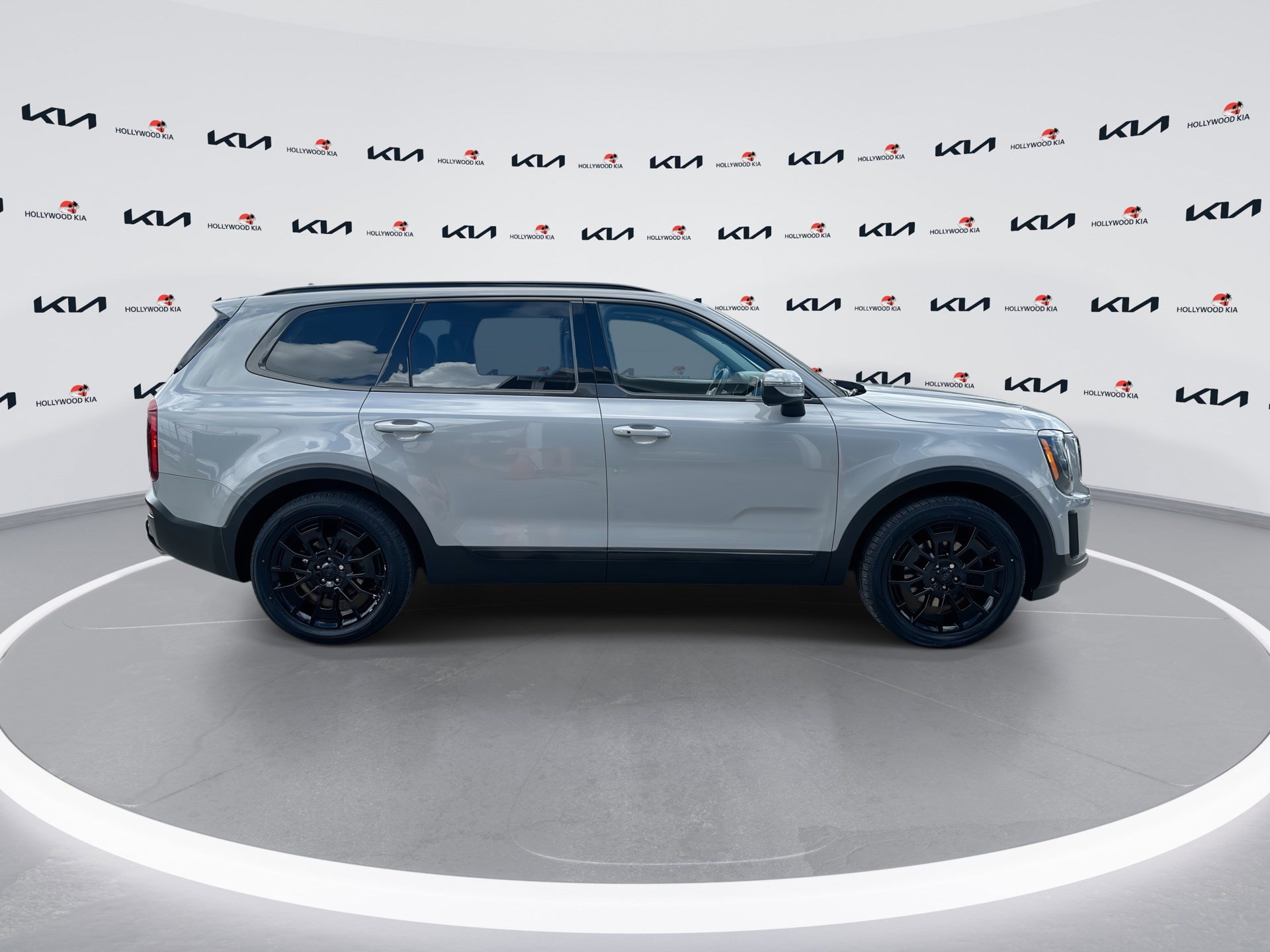 Used 2021 Kia Telluride EX w/ EX Premium Package image 9