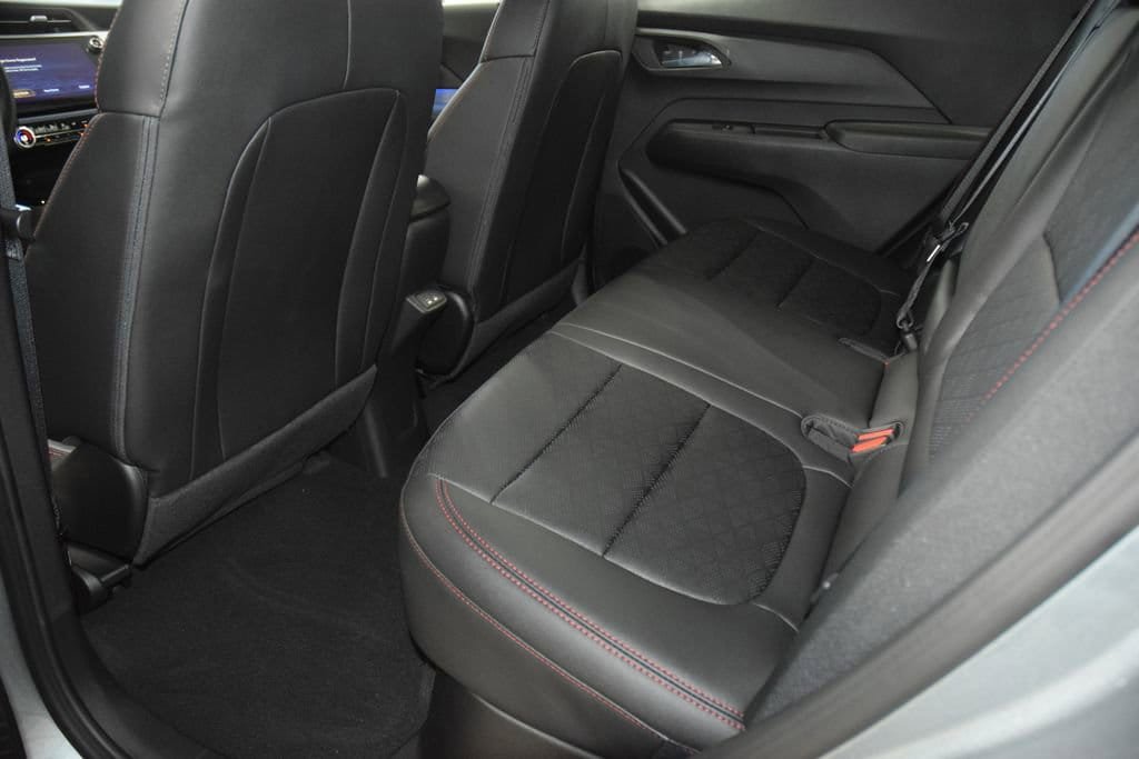 New 2027 Chevrolet Bolt RS w/ Technology Package FWD image 40