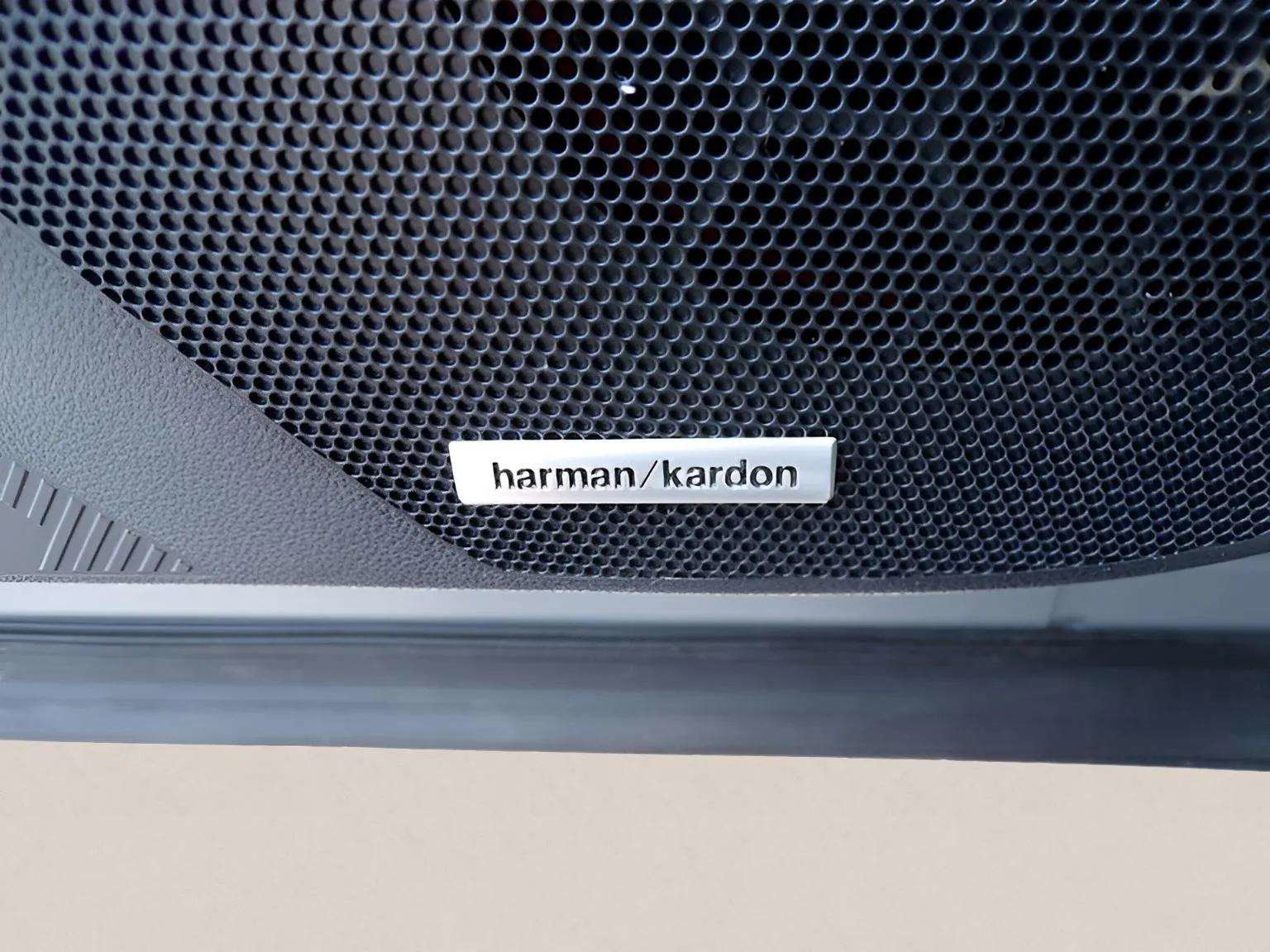 Certified 2025 Subaru Forester Limited image 21