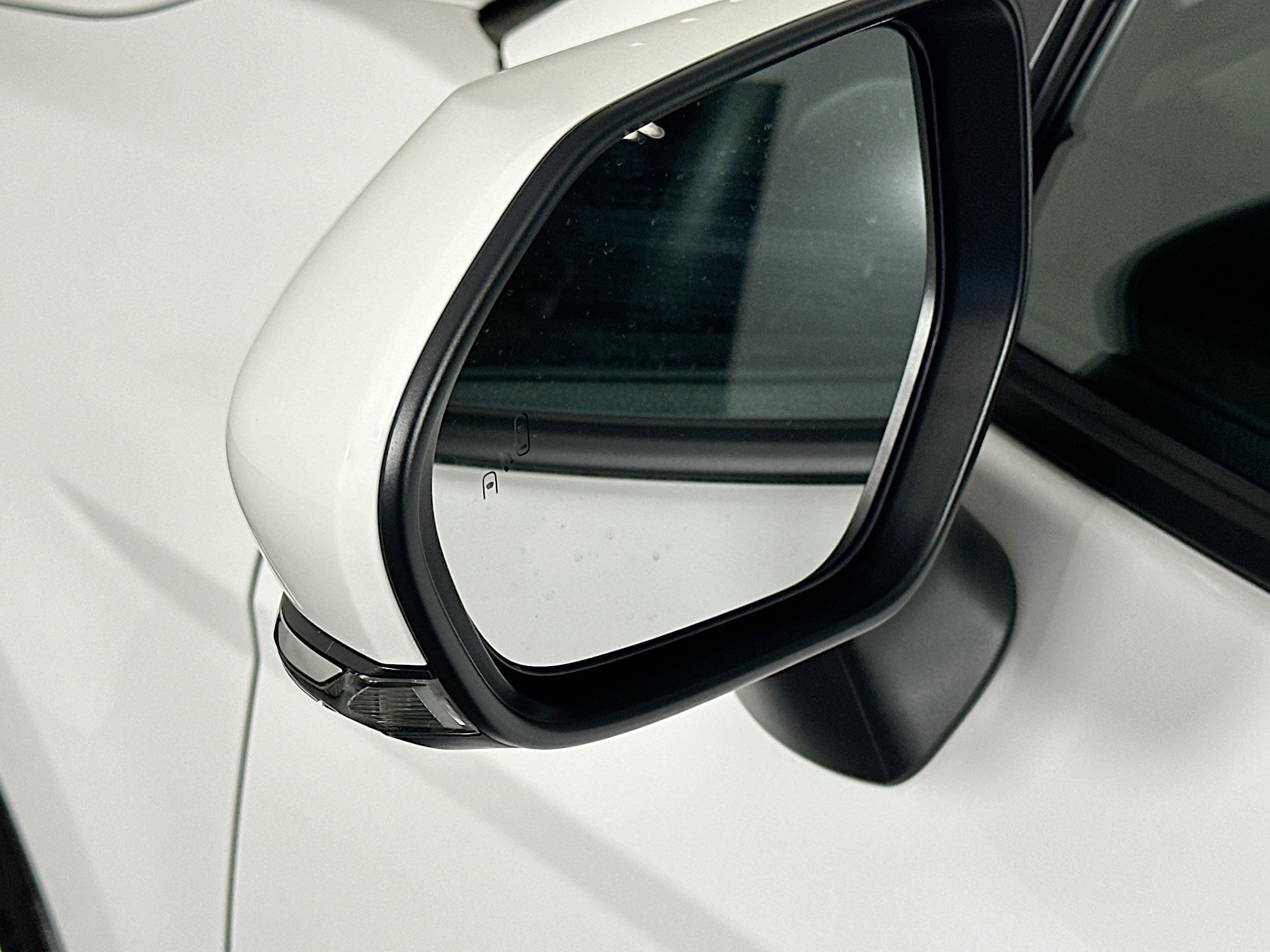 Used 2025 Toyota Camry LE image 16