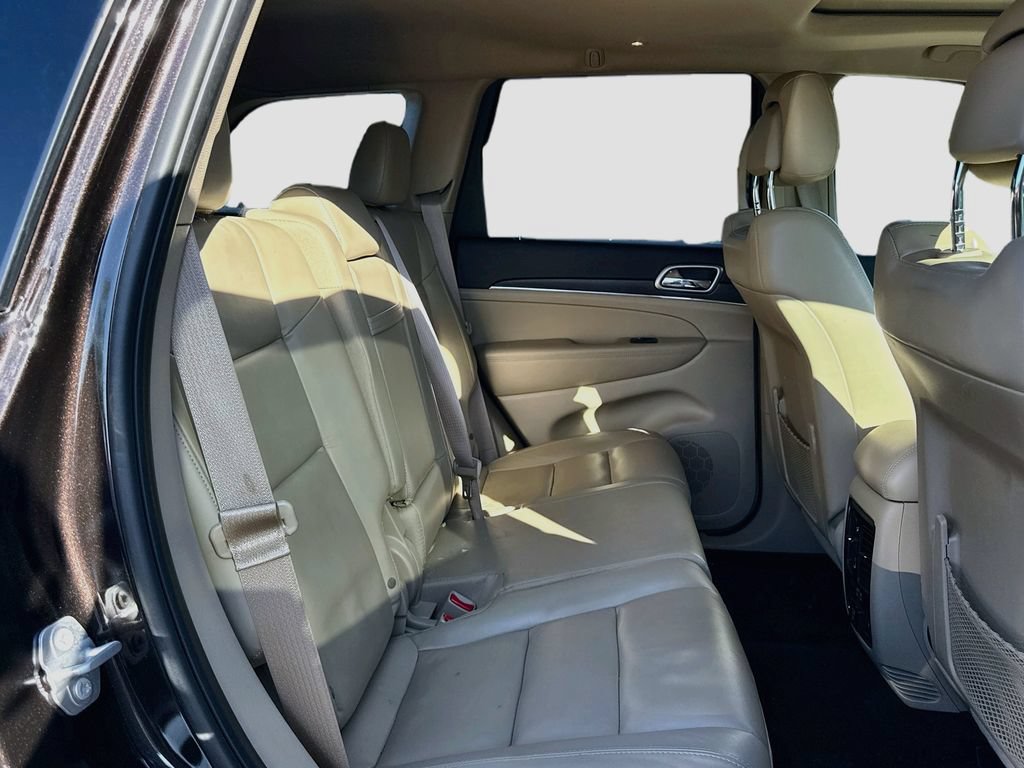 Used 2017 Jeep Grand Cherokee Limited RWD image 31