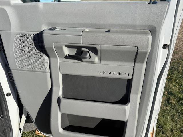 Used 2012 Ford E-250 and Econoline 250 Extended w/ PWR Group image 15