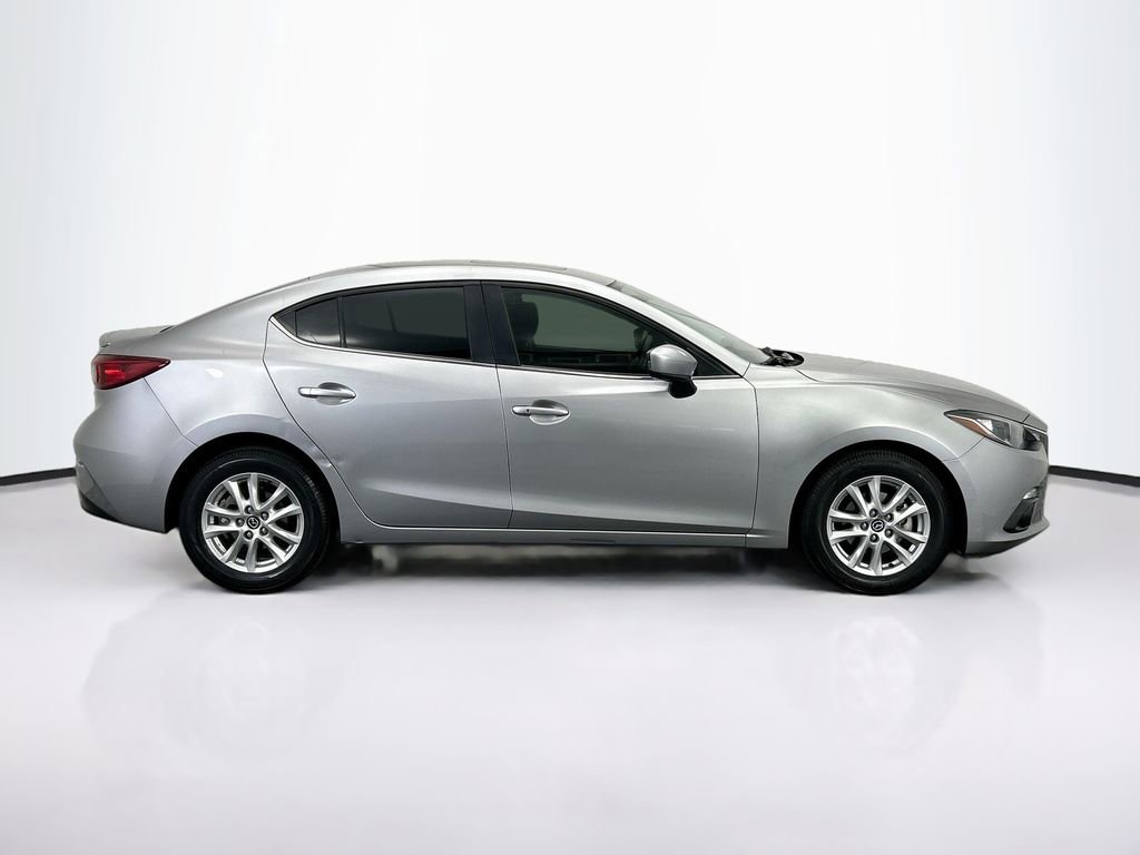 Used 2016 MAZDA MAZDA3 i Touring image 4