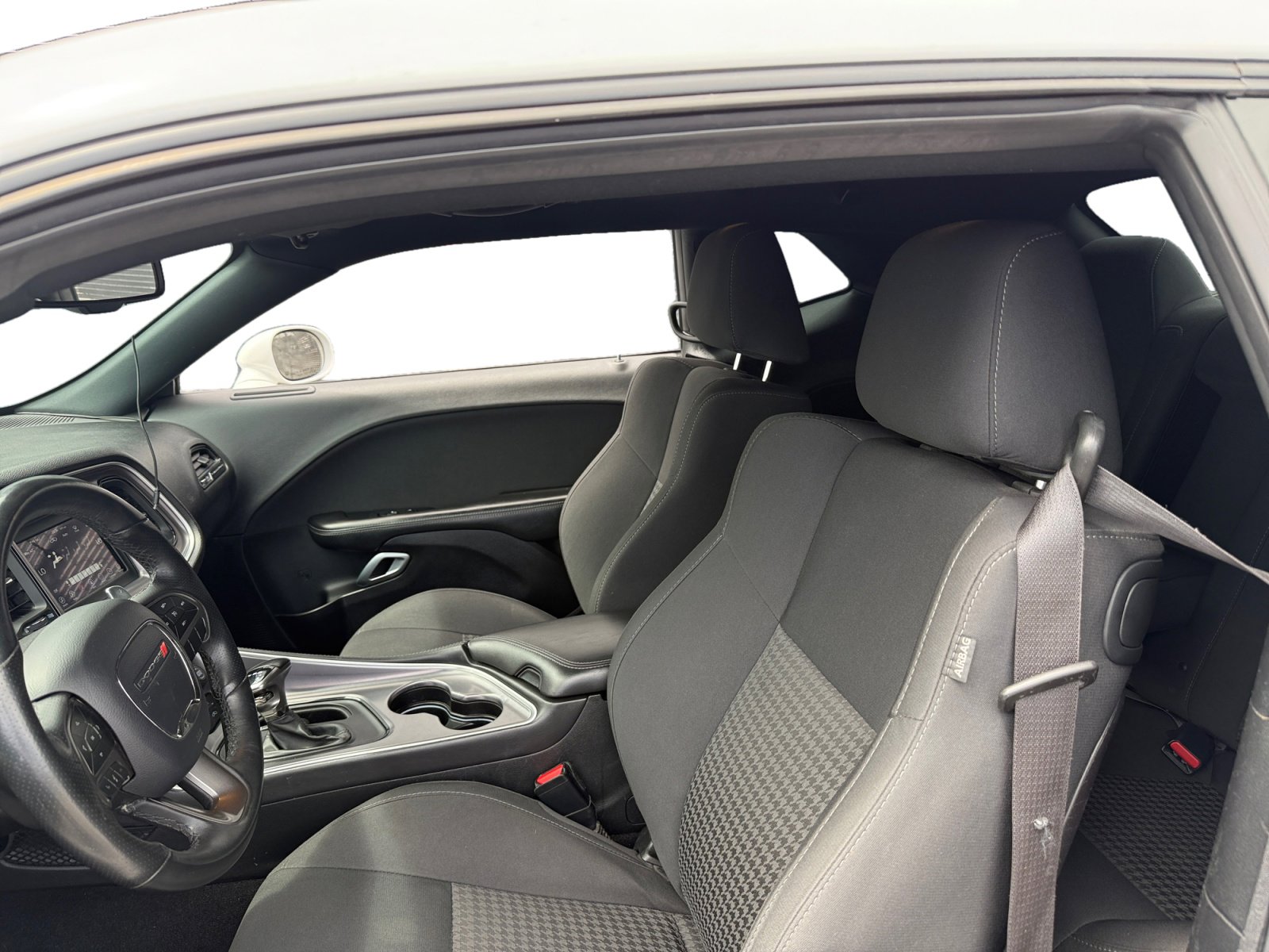 Used 2019 Dodge Challenger R/T image 8