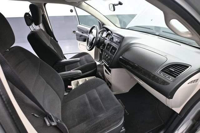 Used 2014 Dodge Grand Caravan SE w/ Quick Order Package 29E SE FWD image 43
