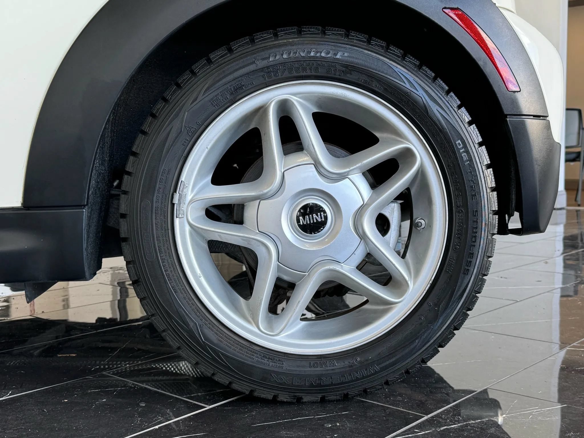 Used 2010 MINI Cooper S FWD image 22