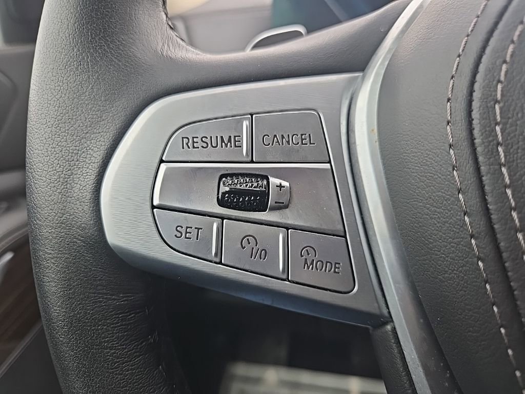 Used 2024 BMW X7 xDrive40i w/ Climate Comfort Package image 42