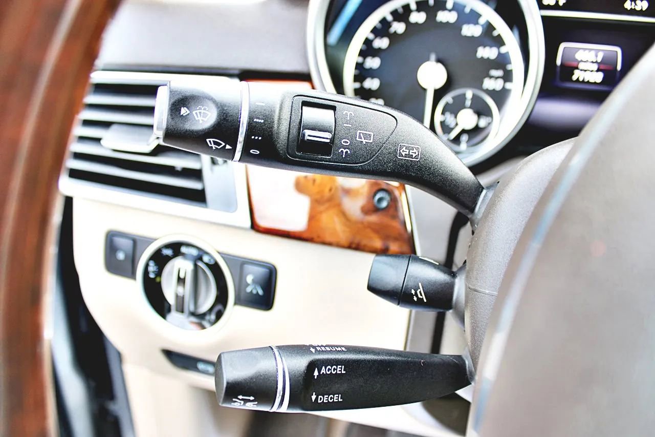 Used 2014 Mercedes-Benz ML 350 4MATIC image 19