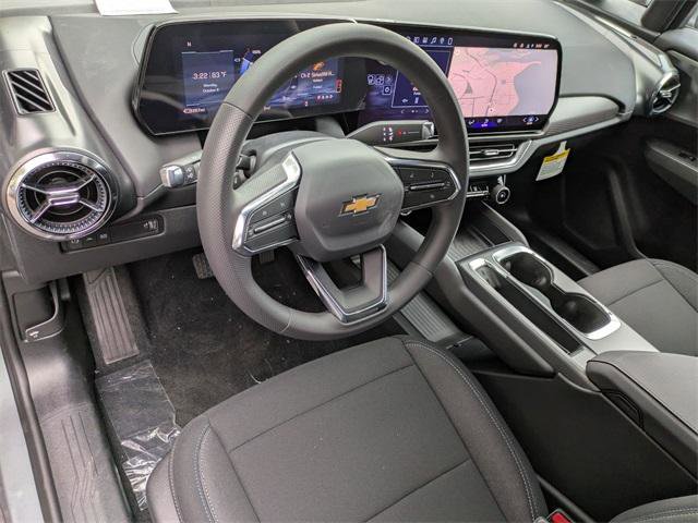 New 2026 Chevrolet Equinox EV LT image 10