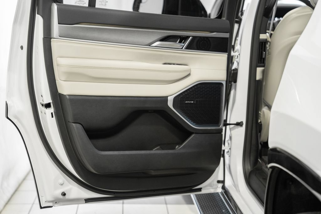 New 2026 Jeep Grand Wagoneer 4WD image 44