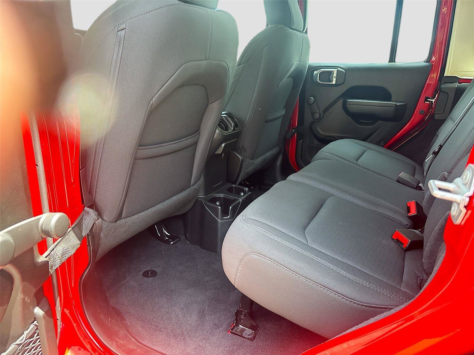 Used 2023 Jeep Wrangler Unlimited Sport AWD/4WD image 15