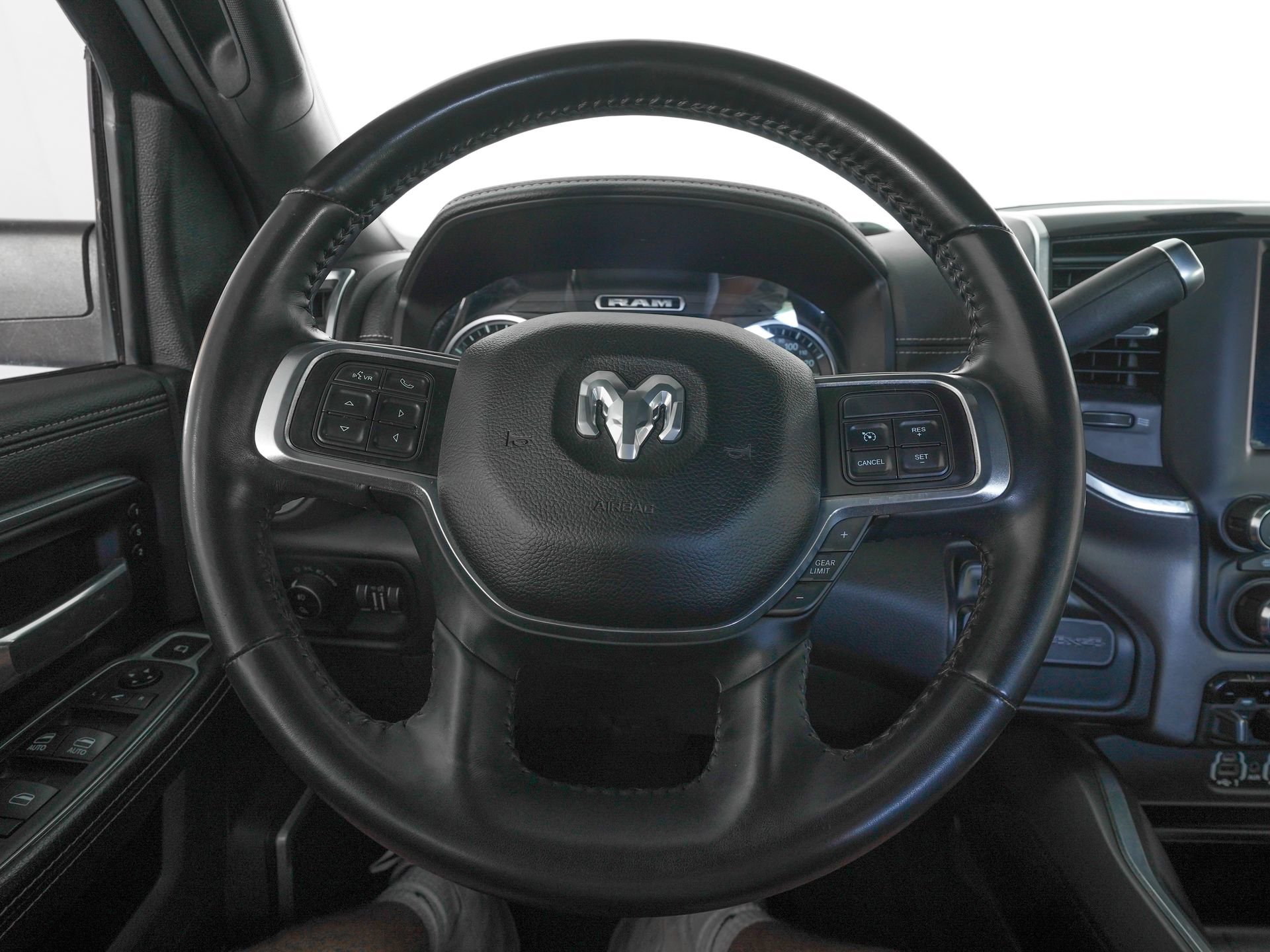 Used 2021 RAM 2500 Laramie AWD/4WD image 14