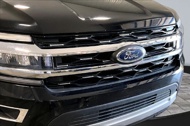 Used 2024 Ford Expedition Limited AWD/4WD image 33