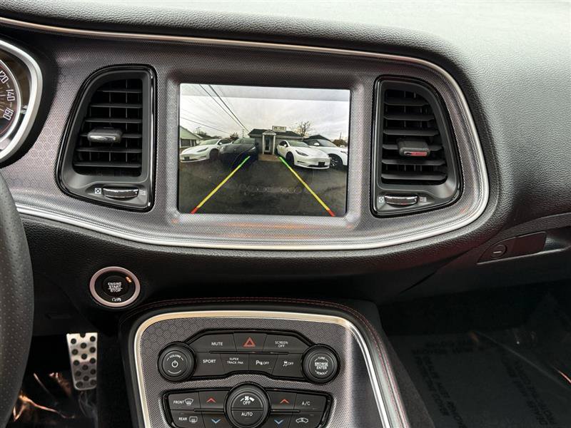 Used 2017 Dodge Challenger GT w/ Driver Convenience Group AWD/4WD image 15