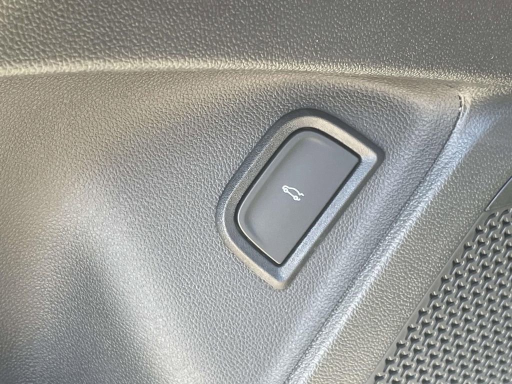 New 2026 Chevrolet Blazer EV LT image 16