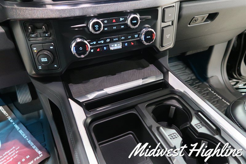 Used 2025 Ford F350 Platinum w/ FX4 Off-Road Package AWD/4WD image 34