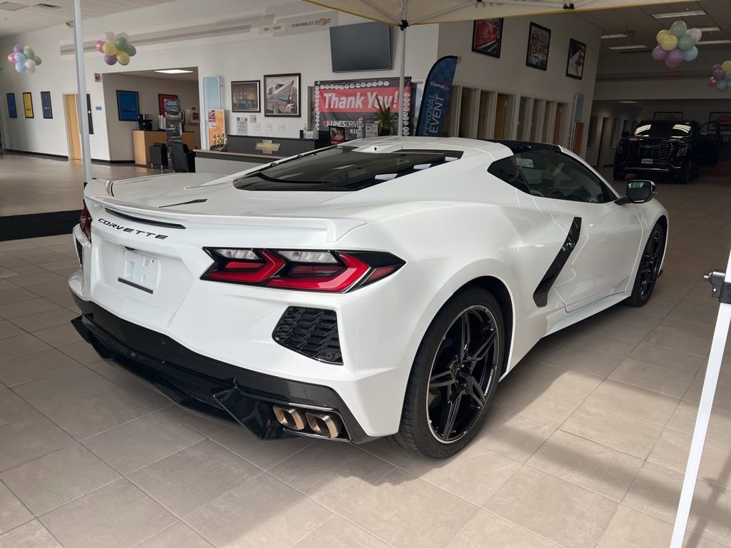 Used 2025 Chevrolet Corvette Stingray Coupe w/ 1LT image 6
