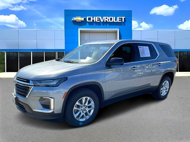 Used 2023 Chevrolet Traverse LS FWD image 7