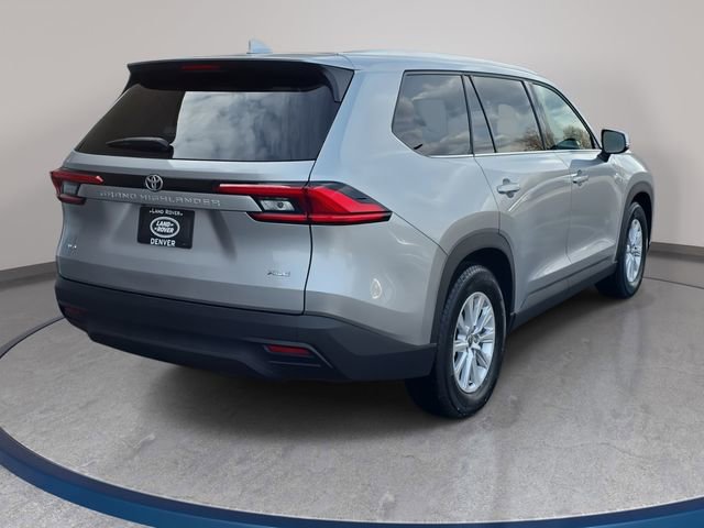 Used 2024 Toyota Grand Highlander XLE image 6