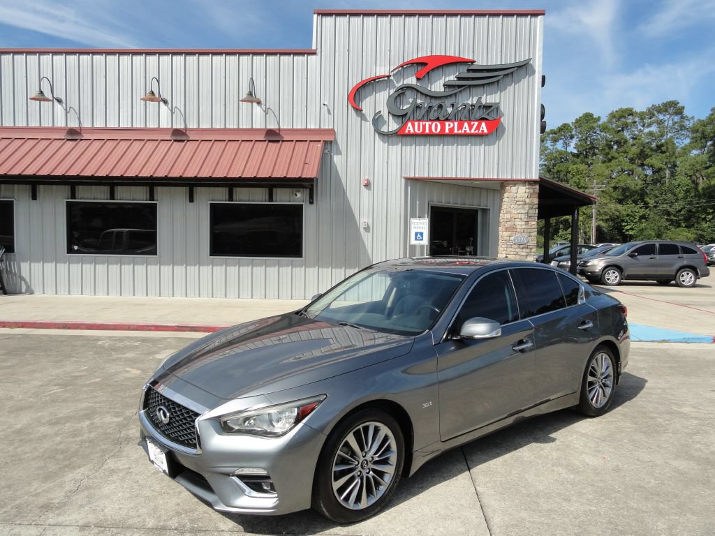 Used 2018 INFINITI Q50 Luxe w/ Essential Package (3.0T Luxe) RWD image 1