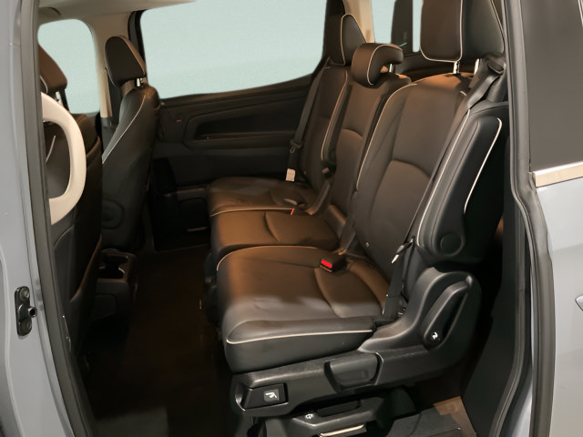 Certified 2025 Honda Odyssey Touring image 21