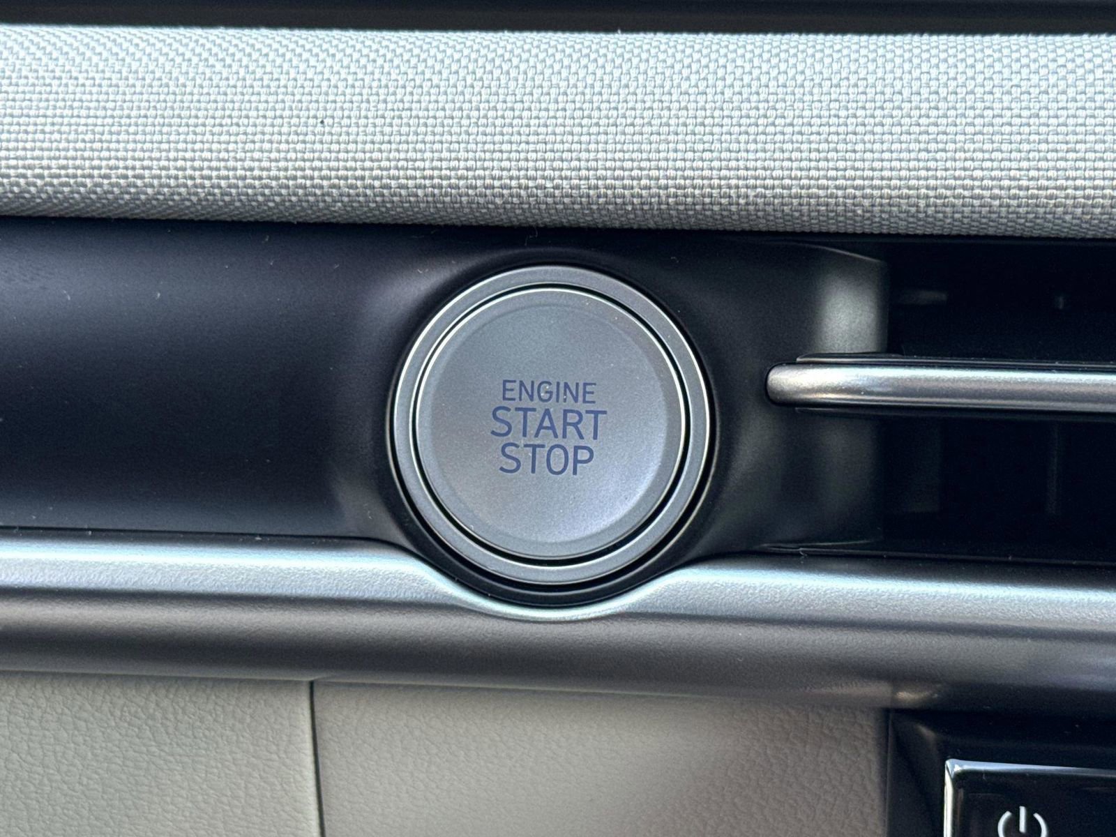 New 2026 Hyundai Tucson Limited image 25