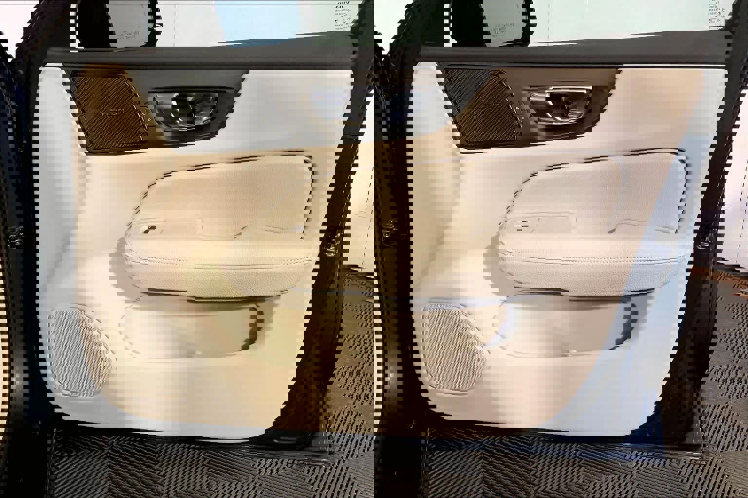 Used 2022 Volvo S60 B5 Momentum w/ Premium Package image 22