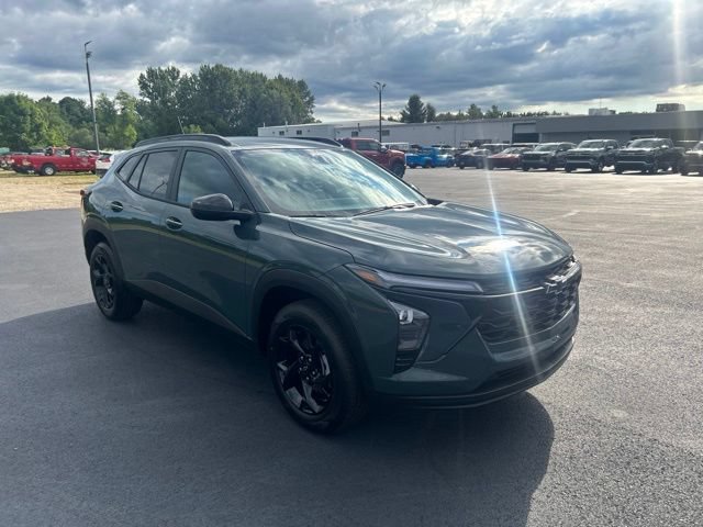 New 2026 Chevrolet Trax LT w/ Driver Confidence Package FWD image 7