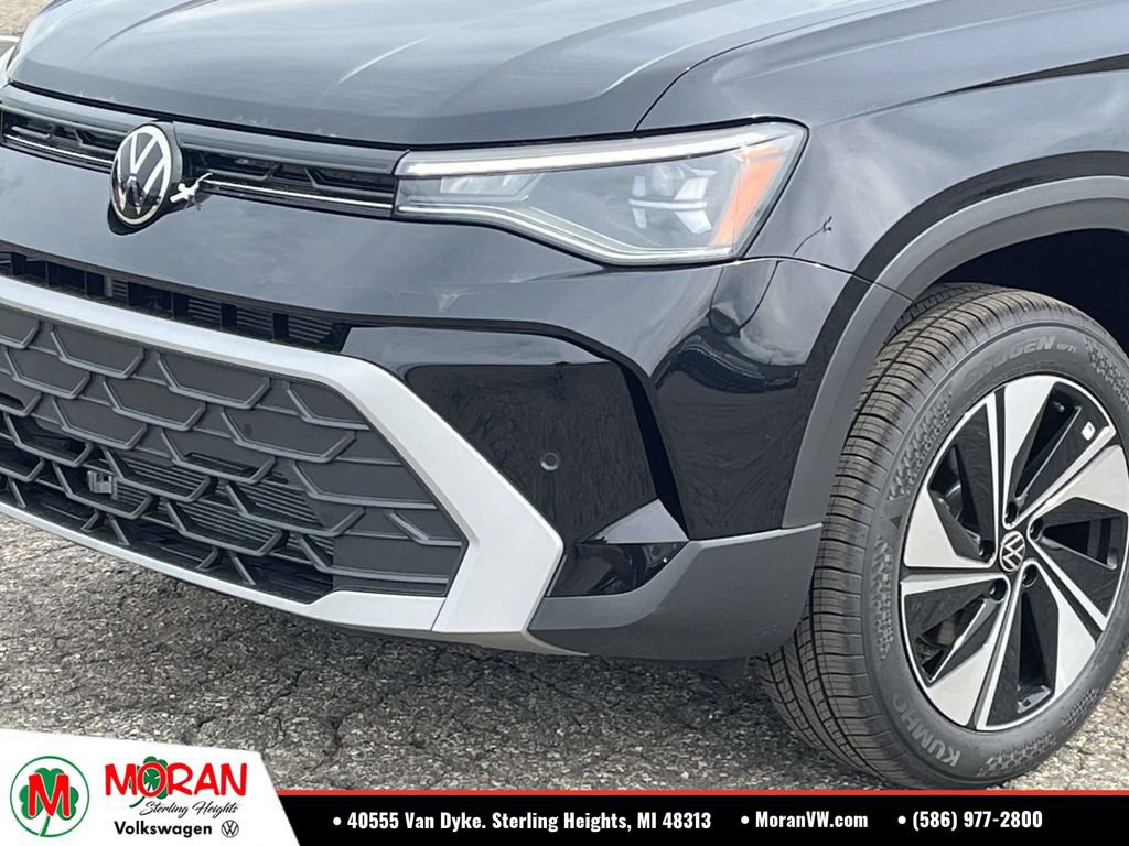 Used 2026 Volkswagen Taos SE AWD/4WD image 6