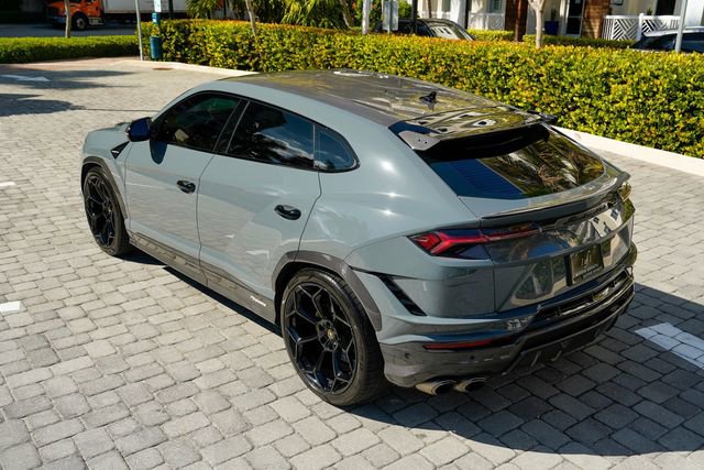 Used 2023 Lamborghini Urus Performante image 21