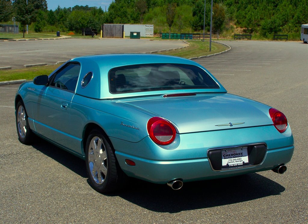 Used 2002 Ford Thunderbird RWD image 2