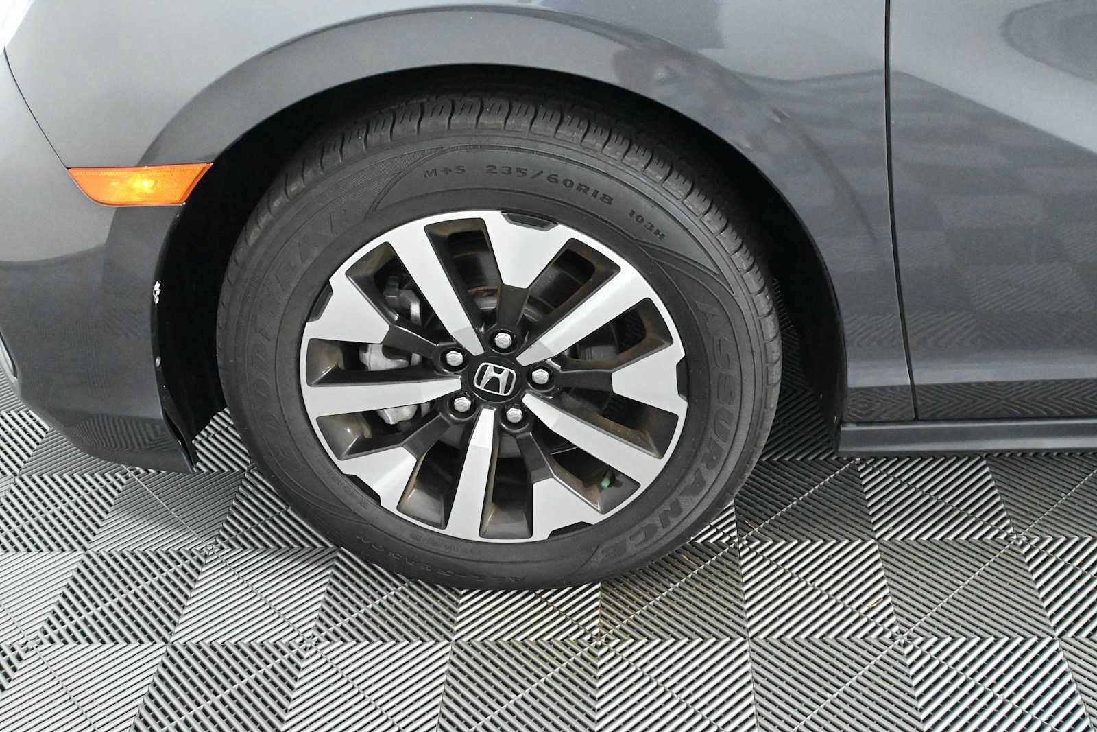 Used 2025 Honda Odyssey EX-L image 28