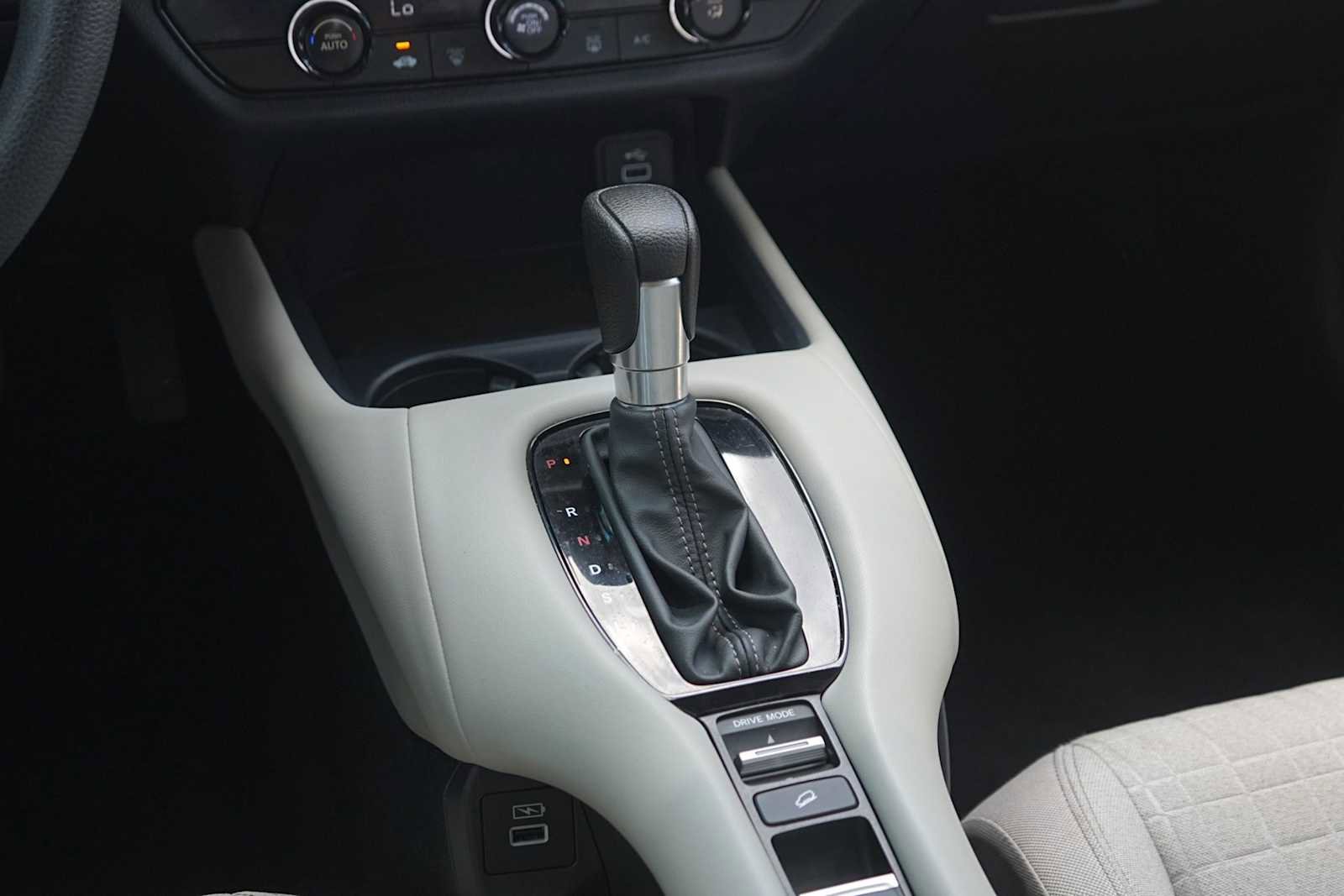 Used 2023 Honda HR-V LX image 20