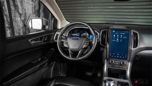 Used 2021 Ford Edge SEL image 5