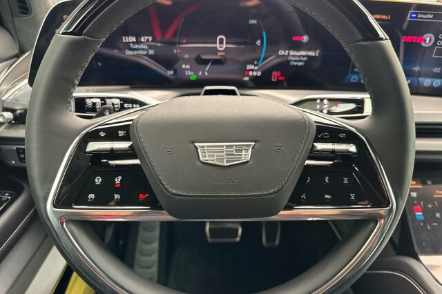 New 2026 Cadillac Vistiq Platinum image 24