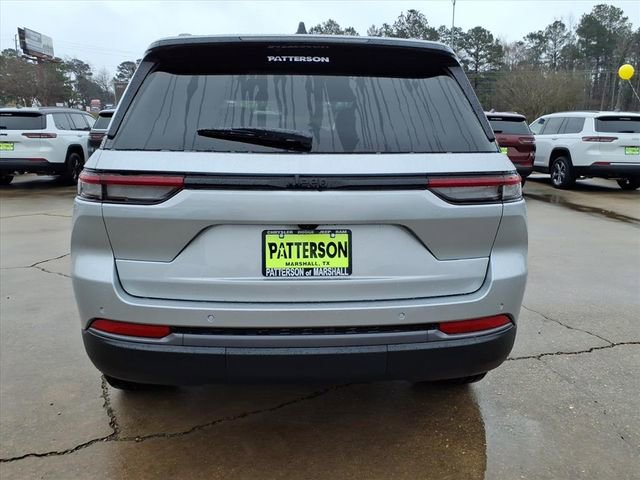 New 2026 Jeep Grand Cherokee Limited w/ Limited Altitude Package image 3