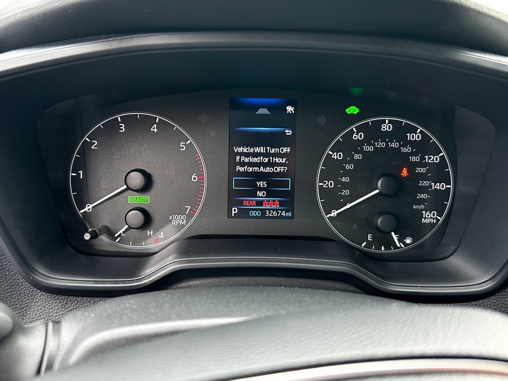 Used 2025 Toyota Corolla SE FWD image 14