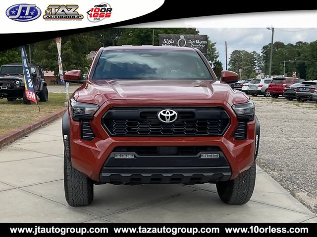 Used 2025 Toyota Tacoma TRD Off-Road AWD/4WD image 2