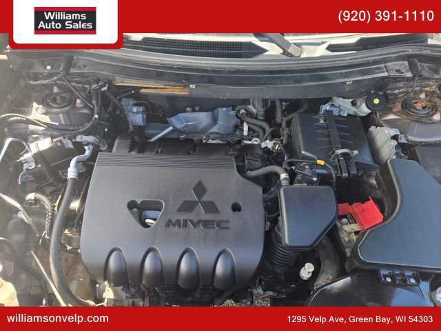Used 2018 Mitsubishi Outlander LE AWD/4WD image 24