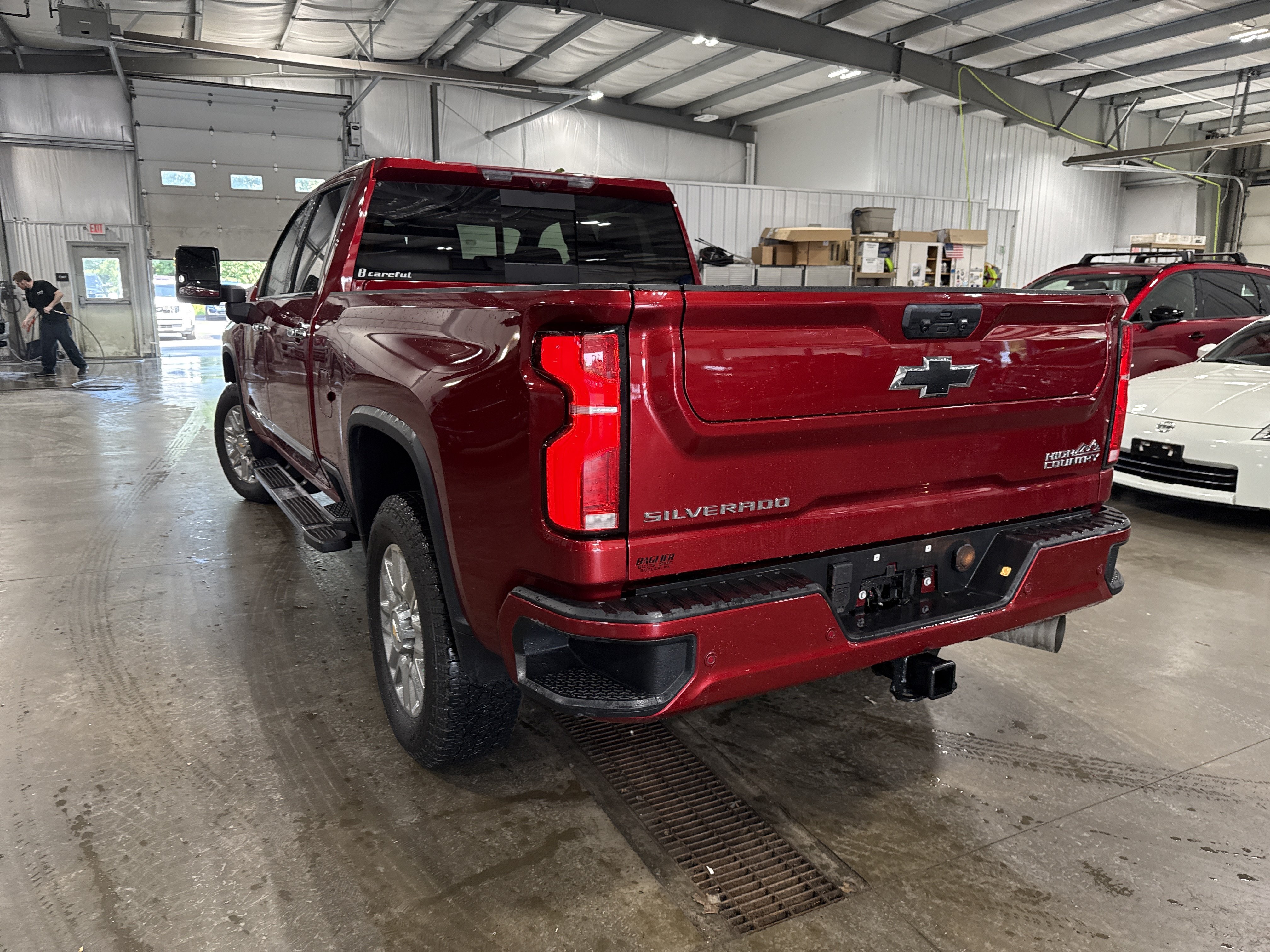 Used 2025 Chevrolet Silverado 2500 High Country w/ Technology Package AWD/4WD image 4
