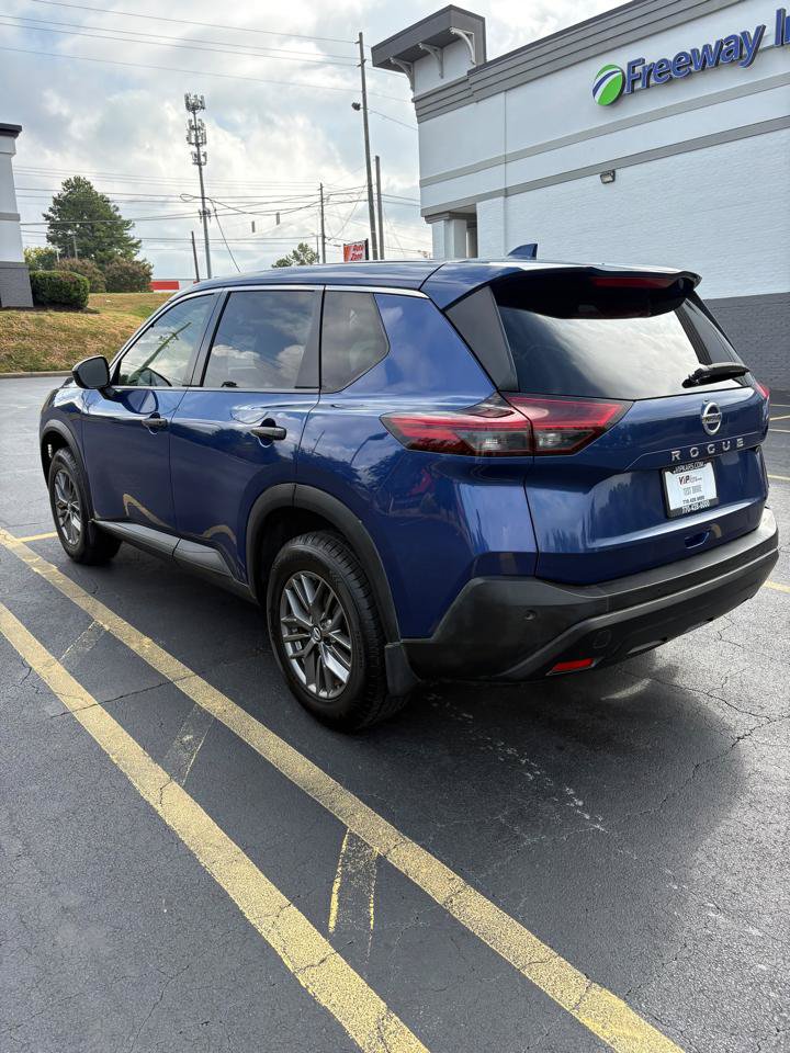 Used 2021 Nissan Rogue S FWD image 7