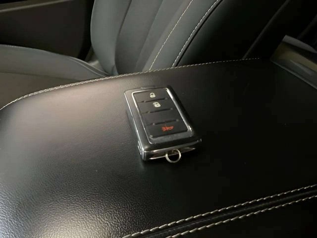 Used 2024 Jeep Grand Cherokee Laredo RWD image 80